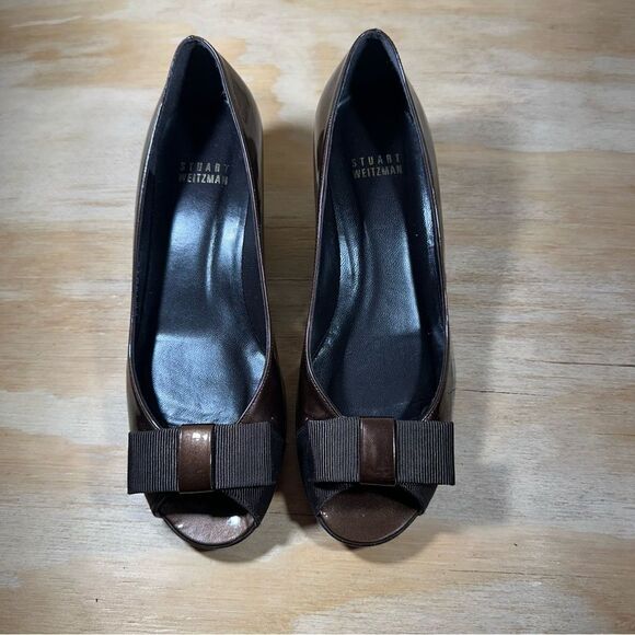 Stuart Weitzman Brown Low Heeled Pumps with Bow Detail Women’s Size 5. - Picture 2 of 8